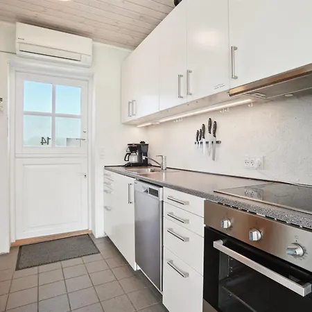 Sandrine - 400m From The Sea By Interhome Allinge-Sandvig