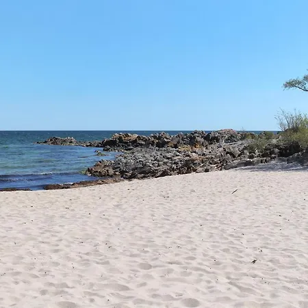 Sandrine - 400m From The Sea By Interhome *