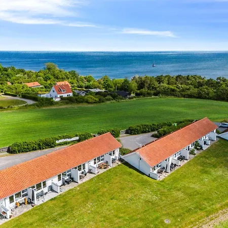 Sandrine - 400m From The Sea By Interhome Appartement
