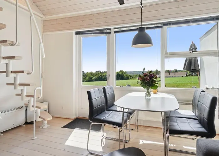 Appartamento Sandrine - 400m From The Sea By Interhome *