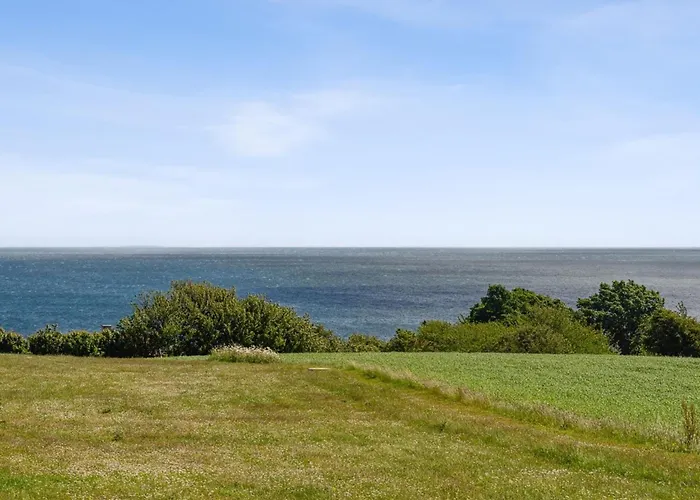 Appartamento Sandrine - 400m From The Sea By Interhome