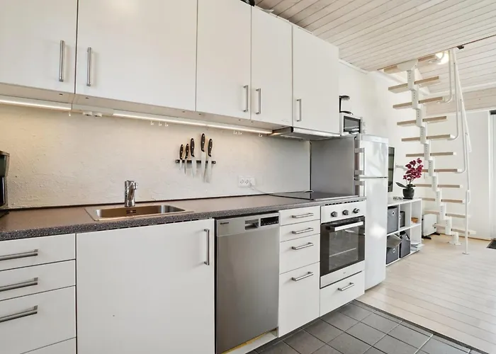 Appartamento Sandrine - 400m From The Sea By Interhome *